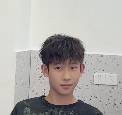 -尤司男士国潮理发馆