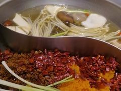 -沸炉重庆老火锅(军事博物馆店)