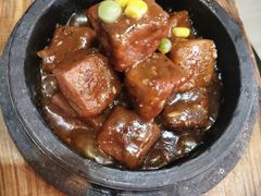 -河畔春天时尚餐厅