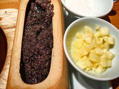 菠萝竹筒乌米饭-竹里馆·淮扬菜·功夫茶(老门东店)