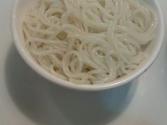 -在蒙自过桥米线