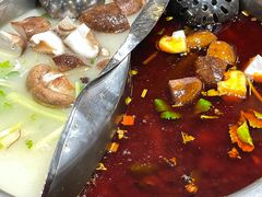 -肖肖酸萝卜鱼火锅(总店)