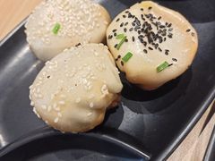-小杨生煎(金山百联购物中心3楼店)