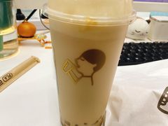 -喜茶(北京华贸购物中心店)
