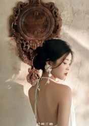 -莫兰迪婚纱摄影