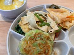 -素满香·全民食养自助(长宁龙之梦店)