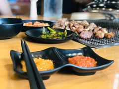 -肉甲韩国木炭烤肉(新壹街1店)