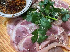 白切猪手-石岐乳鸽村(桥观坊南四巷店)