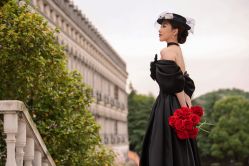 -唯一旅拍·颂当代影像艺术中心(上城店)