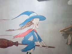 -卡罗酒店(东门晒布地铁站店)