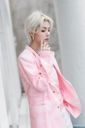 -变画·发型STUDIO