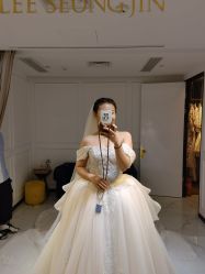 点击看大图 -GRACE KELLY婚纱与礼服(北京店)