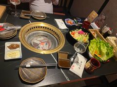 -山川小町·极番烧肉(新地假日广场店)
