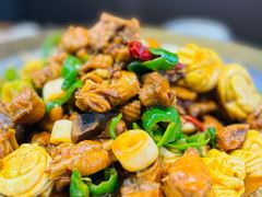 -俭寨大盘鸡·手抓肉·烧烤新疆菜(乌苏路店)