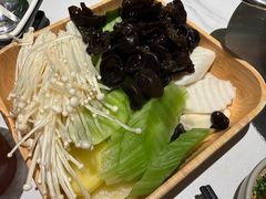 -左庭右院鲜牛肉火锅(七宝领展广场店)
