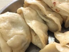 -黄阿姨锅贴大王(万航渡路店)