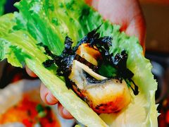 -围炉肉舍•炭烤活鳗•丹东海鲜烤肉(步行街店)