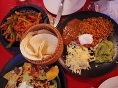 -Pistolera Mexican Cantina女枪手墨西哥餐厅(碧云路店)
