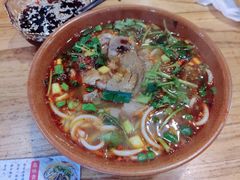 -遵义虾子卢四羊肉粉(大沽路店)