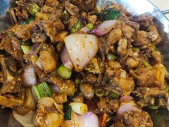 干锅牛蛙-南京点赞小馆