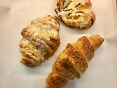 现烤流心牛角包-幸福西饼面包茶饮(车公庙店)