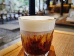 -Metal hands·铁手咖啡