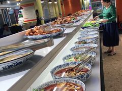 自助取餐区-爱客得牛排海鲜烤肉·火锅自助(春熙路黑金好店)