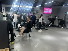 -超鹿运动(达信大厦店)