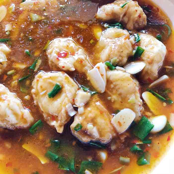 于夏天重返青林口.  饿了,就说找家馆子吃饭.