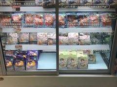 面包甜点陈列柜-花园饼屋·吐司蛋糕面包(星海店)