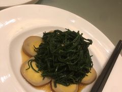 鹅蛋炒沙葱-新疆大厦·慕士塔格餐厅