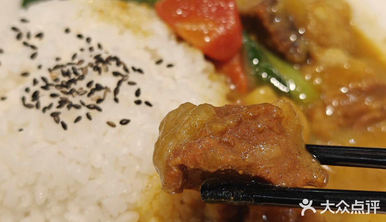 双人餐，一整个大满足的茶餐厅，排队也要来