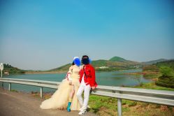 -雪中彩影婚纱摄影·微光艺术中心