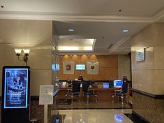 -深圳富苑皇冠假日套房酒店
