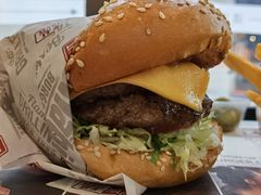 -The Habit Burger Grill 哈比特汉堡(复兴soho店)