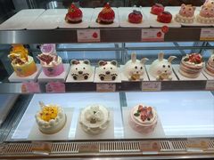 -罗森尼娜(德思勤店)