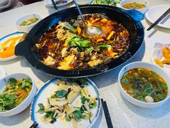 -蛙鱼潭美蛙鱼头火锅(解放碑瑞富广场店)