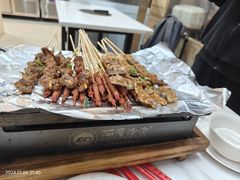 -阿度烧烤牛火锅(梧田店)