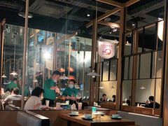 大堂-九锅一堂酸菜鱼(新南凯德直营店)