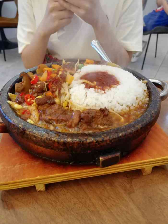 缘味先石锅饭