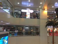 -鸿通城购物中心