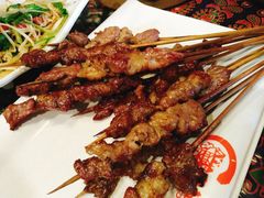 -乌托邦轰趴日租聚会别墅(先生的院子店)