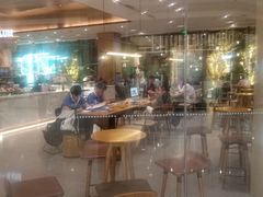 -星巴克臻选(深圳龙华红山天虹店)