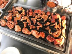 -三圣里·中餐宴请·自助烤肉·烤全羊·柴火鸡(旗舰店)