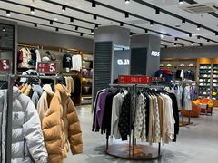 -枫叶小镇奥特莱斯