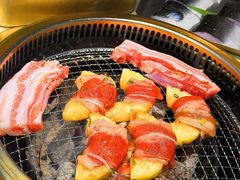 -蚂蚁洞·烤肉大营地(上海静安大悦城店)