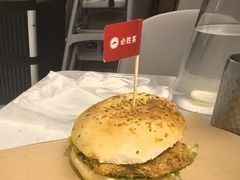 -必胜客(东大桥店)