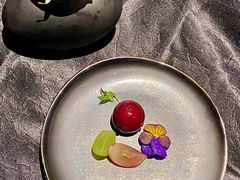 樱桃鹅肝伴花菜梗-四季小馆·潤·中国菜(越秀公园店)