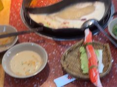 -赵美丽·重庆社区火锅·直营店(火车东站·中豪国际店)