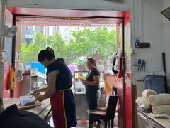 -孖妹上肉饺子馆